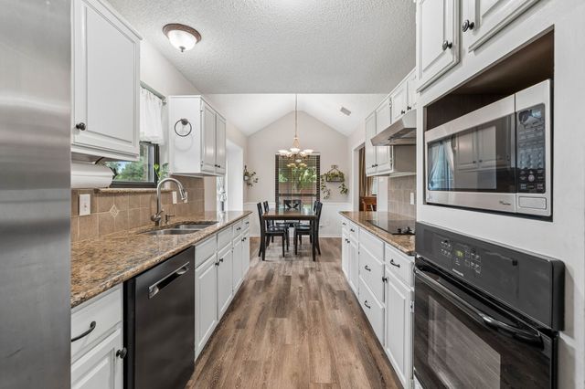 1907 Lansdown Court, Carrollton, TX 75010