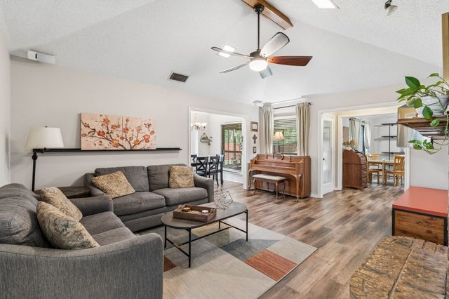 1907 Lansdown Court, Carrollton, TX 75010