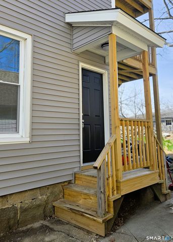 14 Meadow Street, Ansonia, CT 06401