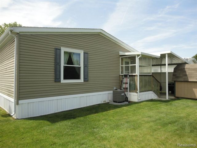463 Edinborough Street, Temperance, MI 48182