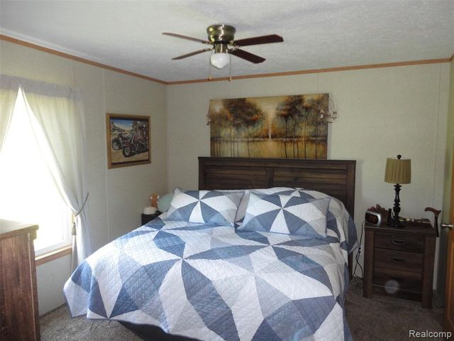 463 Edinborough Street, Temperance, MI 48182