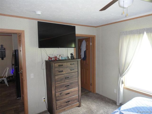 463 Edinborough Street, Temperance, MI 48182