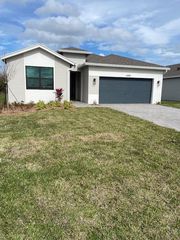 6000 SE Sky Blue Circle, Stuart, FL 34997