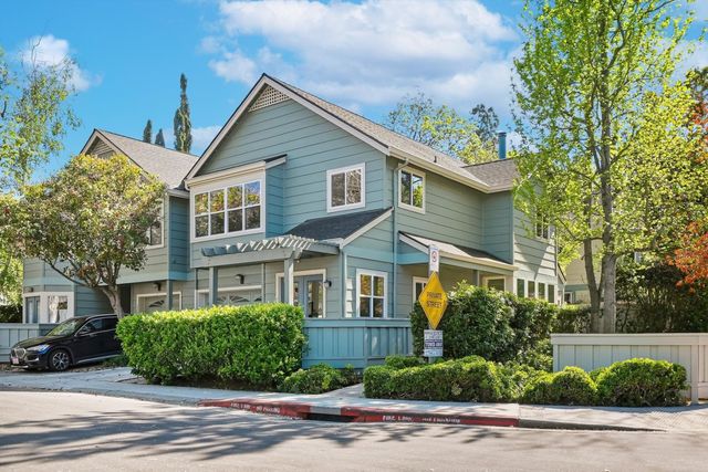 2291 Oaktree Drive 201, Mountain View, CA 94040