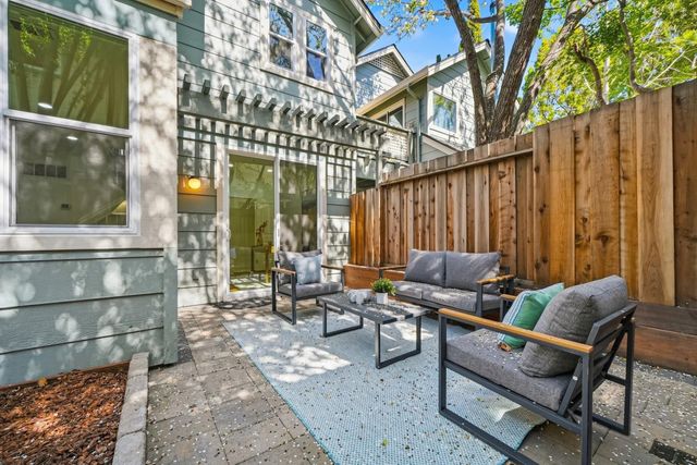 2291 Oaktree Drive 201, Mountain View, CA 94040