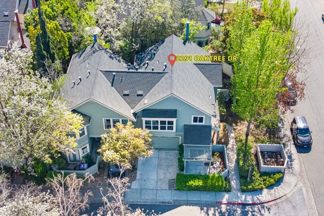 2291 Oaktree Drive 201, Mountain View, CA 94040