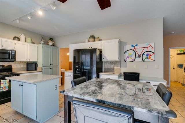 827 Fuerte Court, Henderson, NV 89015
