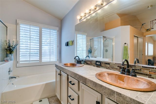 827 Fuerte Court, Henderson, NV 89015