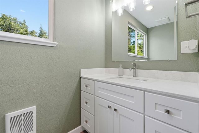 4271 Wabasso Ln, Garden Valley, CA 95633