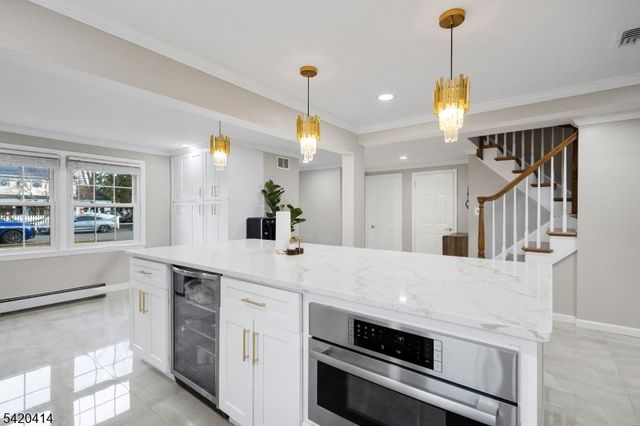 8 Curtis Dr, Lincoln Park Boro, NJ 07035