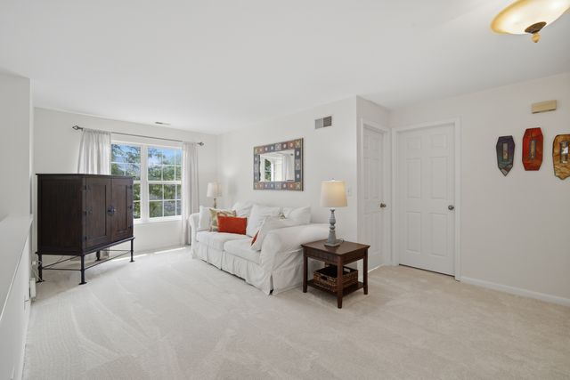 3028 Lexington Lane, Glenview, IL 60026