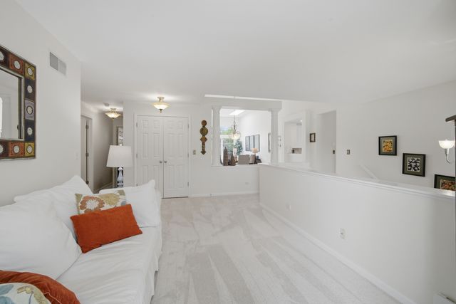 3028 Lexington Lane, Glenview, IL 60026
