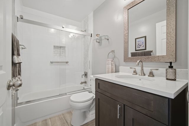 3028 Lexington Lane, Glenview, IL 60026