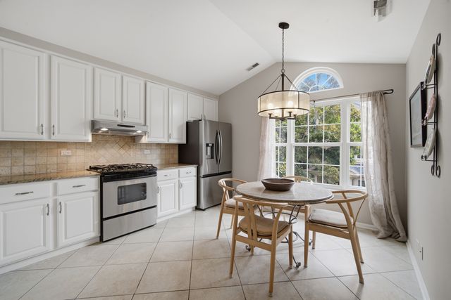 3028 Lexington Lane, Glenview, IL 60026