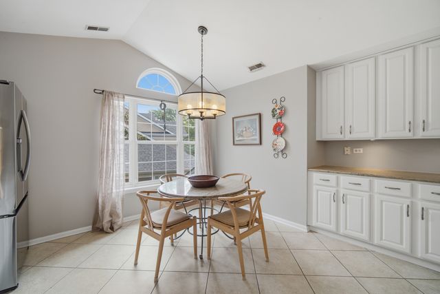 3028 Lexington Lane, Glenview, IL 60026