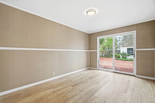 755 Northampton Drive, Palo Alto, CA 94303