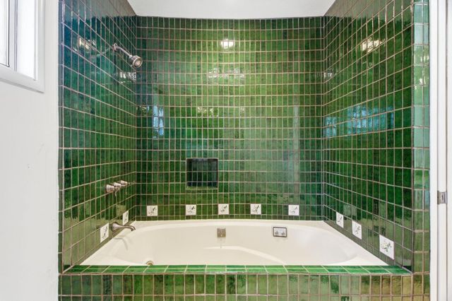 755 Northampton Drive, Palo Alto, CA 94303