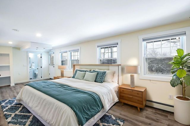 6 Burg Avenue, Sandwich, MA 02563