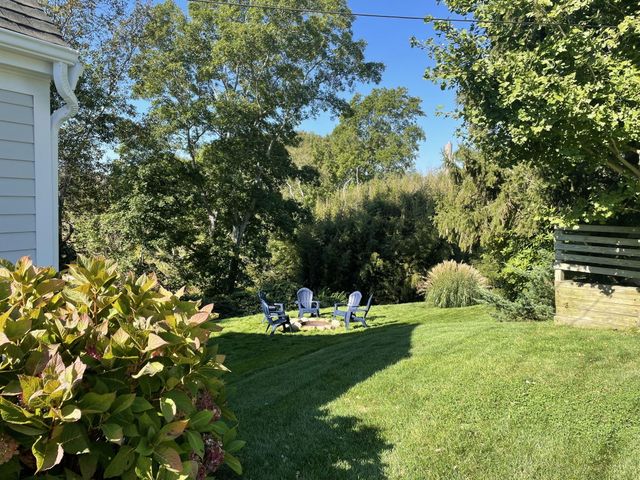 6 Burg Avenue, Sandwich, MA 02563