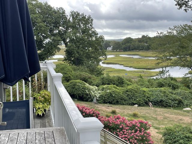 6 Burg Avenue, Sandwich, MA 02563