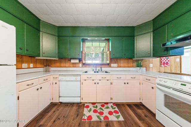 112 First Street, Youngsville, LA 70592