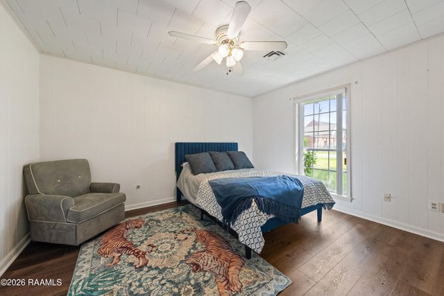 112 First Street, Youngsville, LA 70592