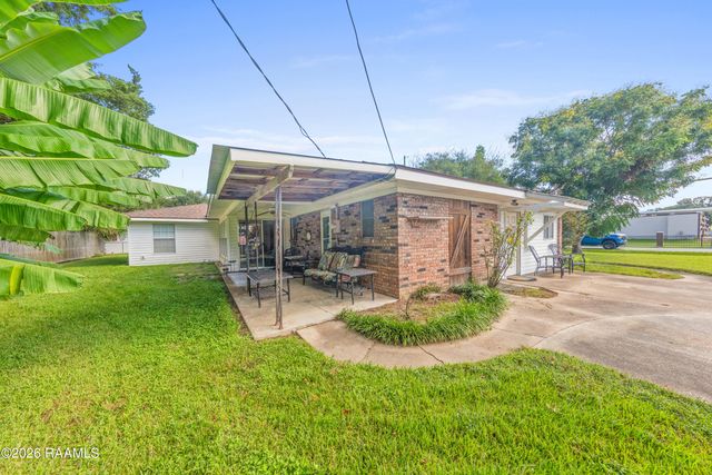 112 First Street, Youngsville, LA 70592