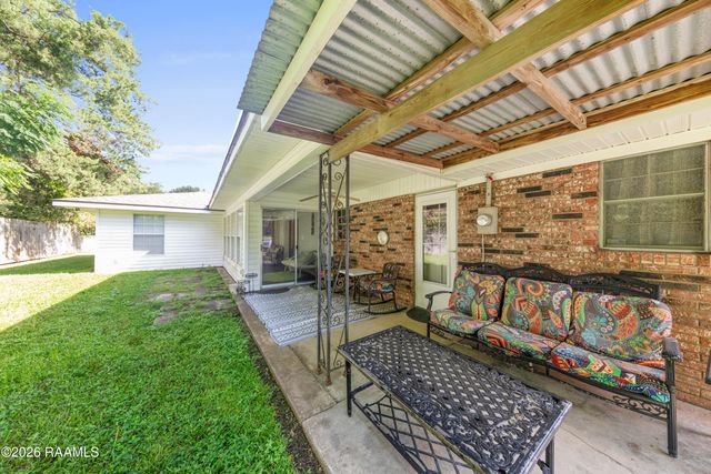 112 First Street, Youngsville, LA 70592