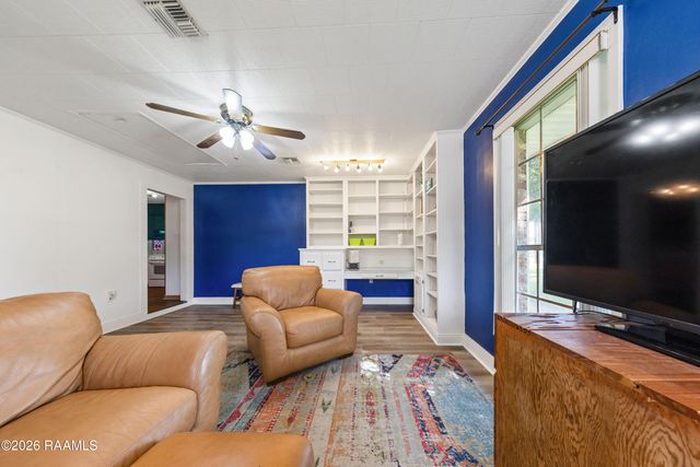 112 First Street, Youngsville, LA 70592