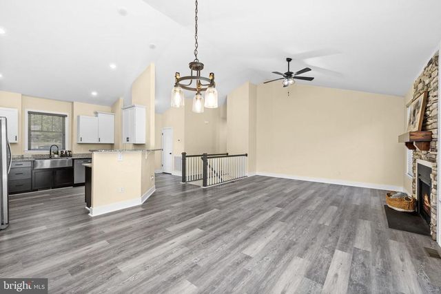 5802 WILLOW TREE CT, Mineral, VA 23117
