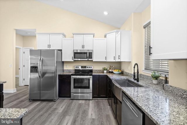 5802 WILLOW TREE CT, Mineral, VA 23117