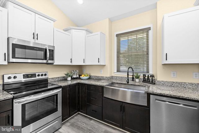 5802 WILLOW TREE CT, Mineral, VA 23117