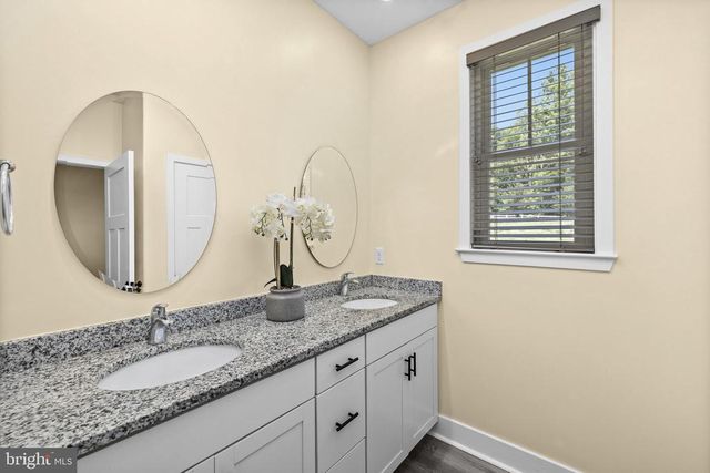 5802 WILLOW TREE CT, Mineral, VA 23117