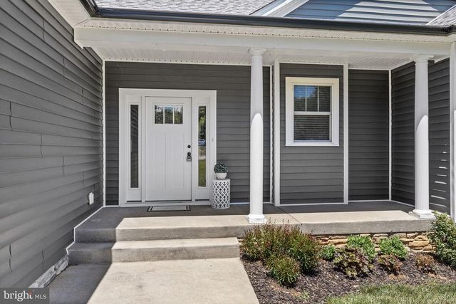 5802 WILLOW TREE CT, Mineral, VA 23117