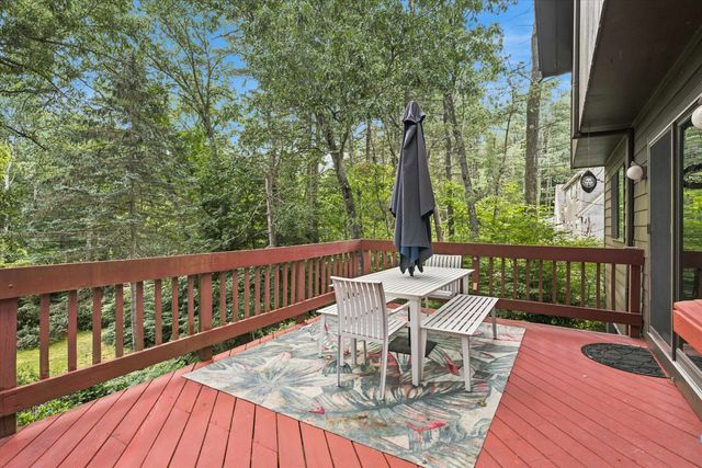 3 Eastbrook Drive, Nashua, NH 03060