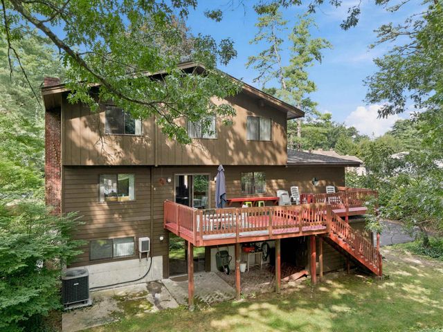3 Eastbrook Drive, Nashua, NH 03060