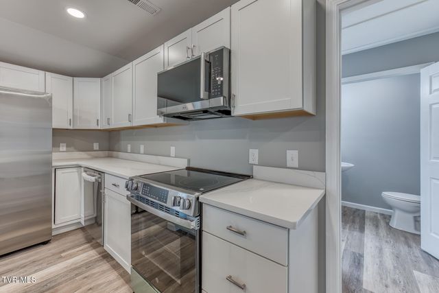 806 4th Street, Elizabethton, TN 37643