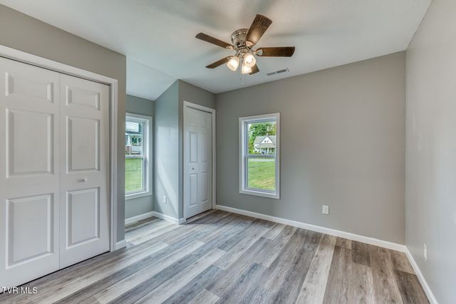 806 4th Street, Elizabethton, TN 37643