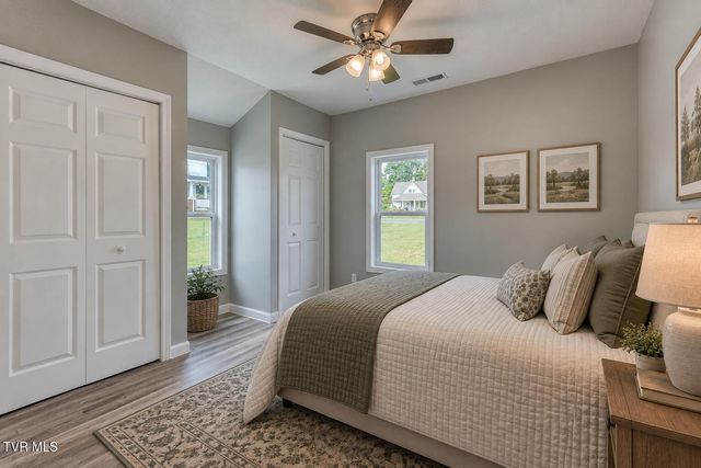 806 4th Street, Elizabethton, TN 37643