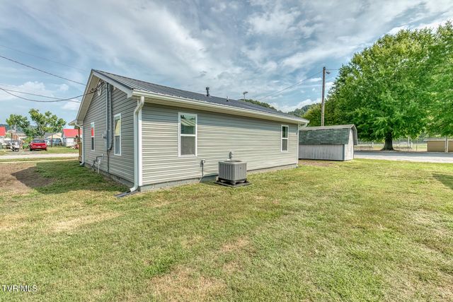 806 4th Street, Elizabethton, TN 37643