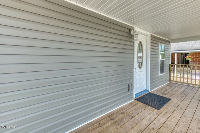806 4th Street, Elizabethton, TN 37643