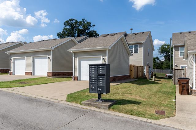 4024 Hoggett Ford Rd, Hermitage, TN 37076