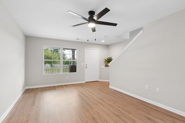 4024 Hoggett Ford Rd, Hermitage, TN 37076