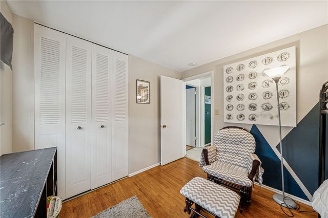 208 Crescent Garden Dr, Penn Hills, PA 15235