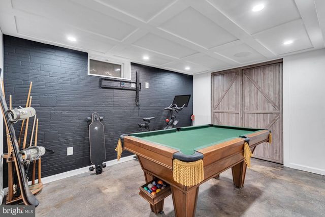 7 CHESTNUT DR, Jackson, NJ 08527