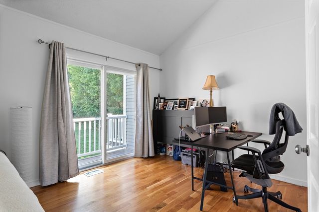 82 Captains Row 82, Chelsea, MA 02150