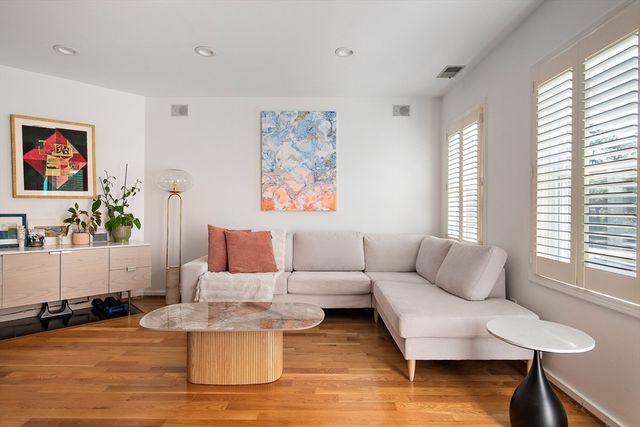 82 Captains Row 82, Chelsea, MA 02150