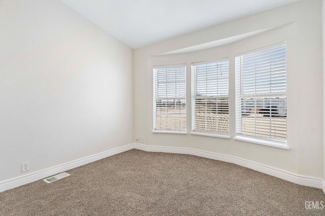 27580 Tamarisk Road, Taft, CA 93268