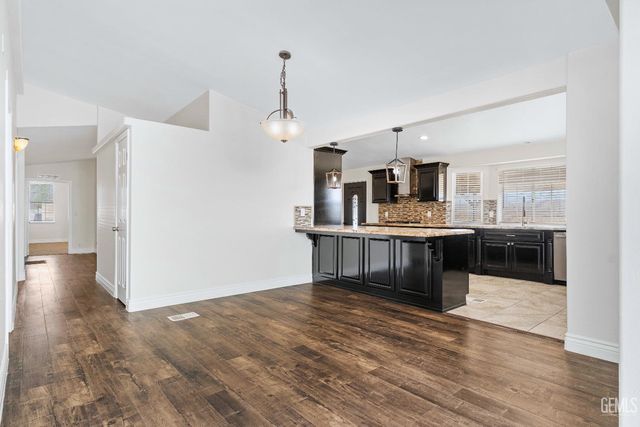 27580 Tamarisk Road, Taft, CA 93268