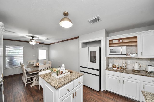 21739 Stoney Bluff Lane, Katy, TX 77449